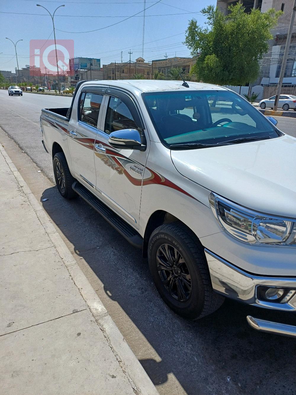 Toyota Hilux